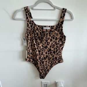Babaton Aritzia cheetah print bodysuit
